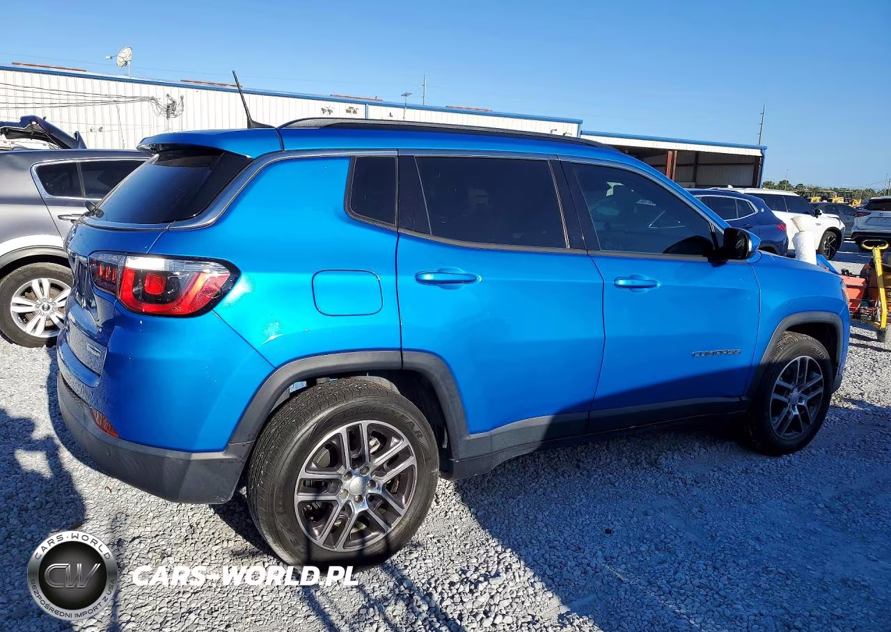 2020 Jeep Compass Latitude VIN:3C4NJCBB0LT162060 - 3