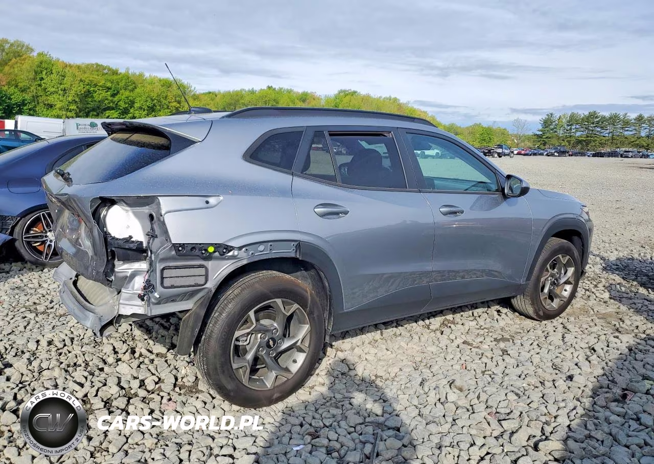 2025 Chevrolet Trax 1Lt VIN:KL77LHEP7SC195751 - 3