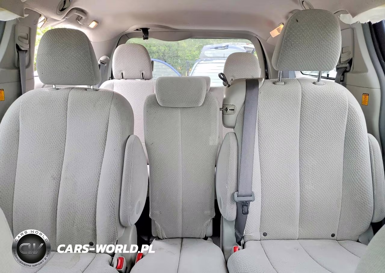 2011 Toyota Sienna Le VIN:5TDKK3DC5BS045122 - 10