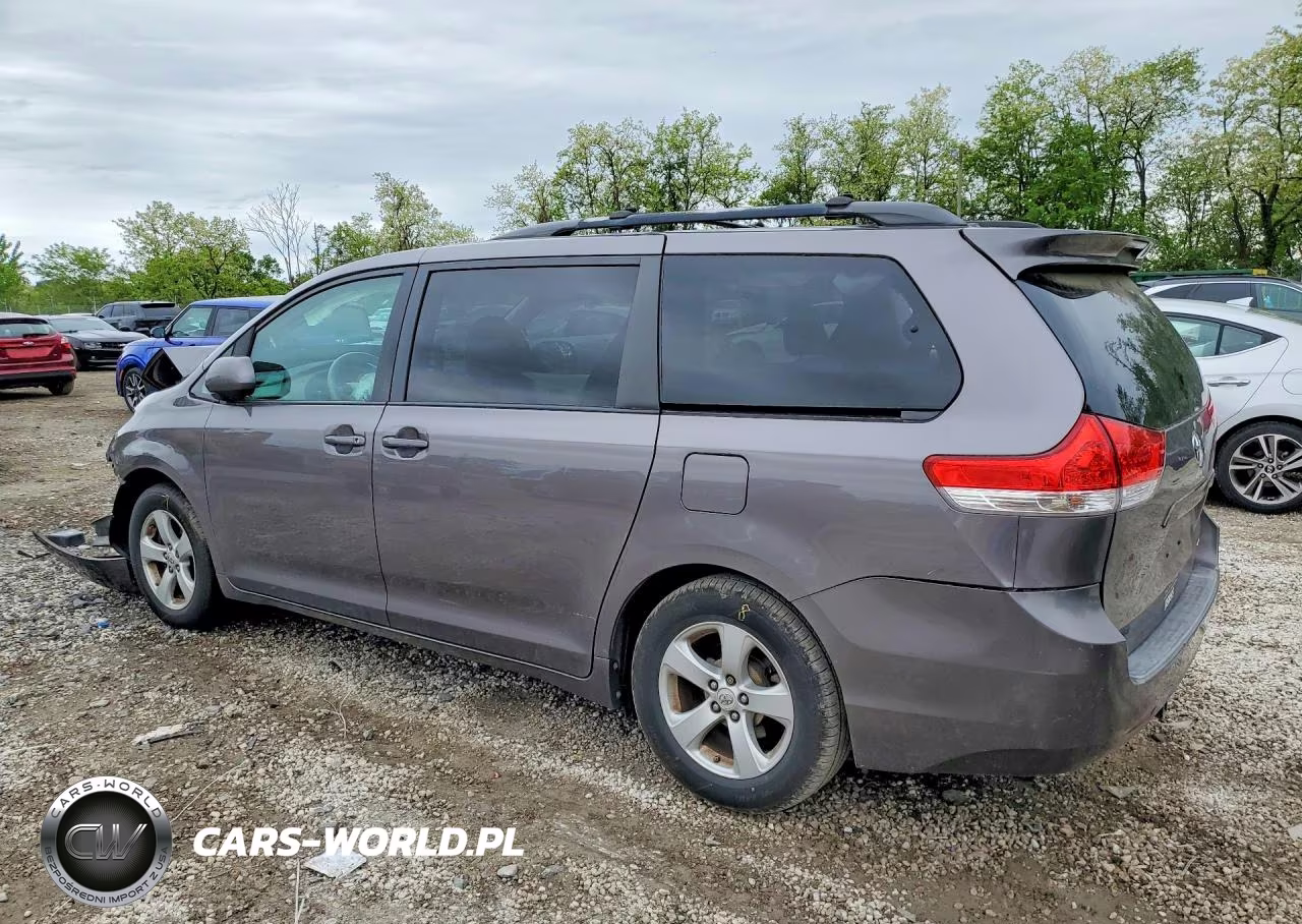 2011 Toyota Sienna Le VIN:5TDKK3DC5BS045122 - 2