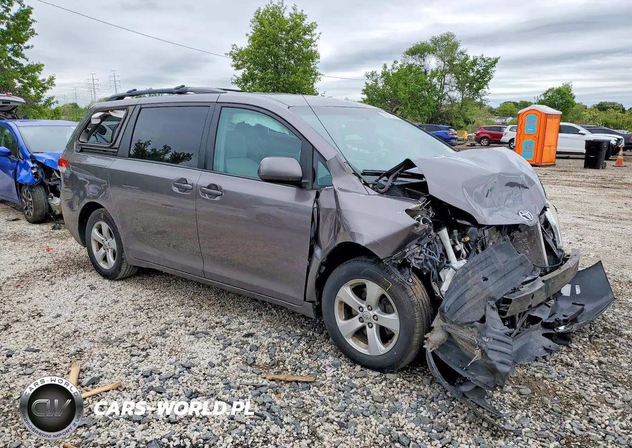 2011 Toyota Sienna Le VIN:5TDKK3DC5BS045122 - 4