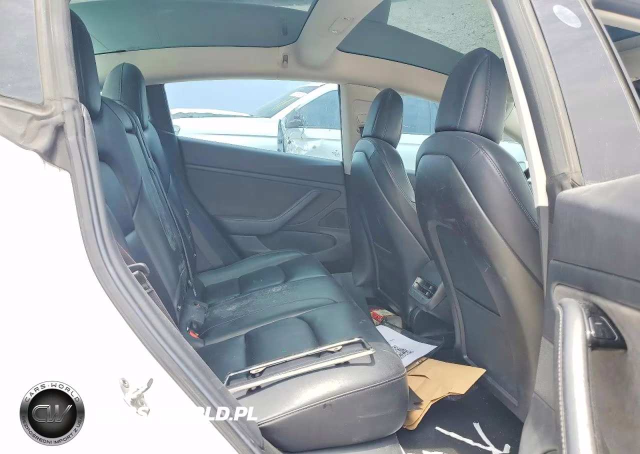 2018 Tesla Model 3 VIN:5YJ3E1EA4JF051932 - 10