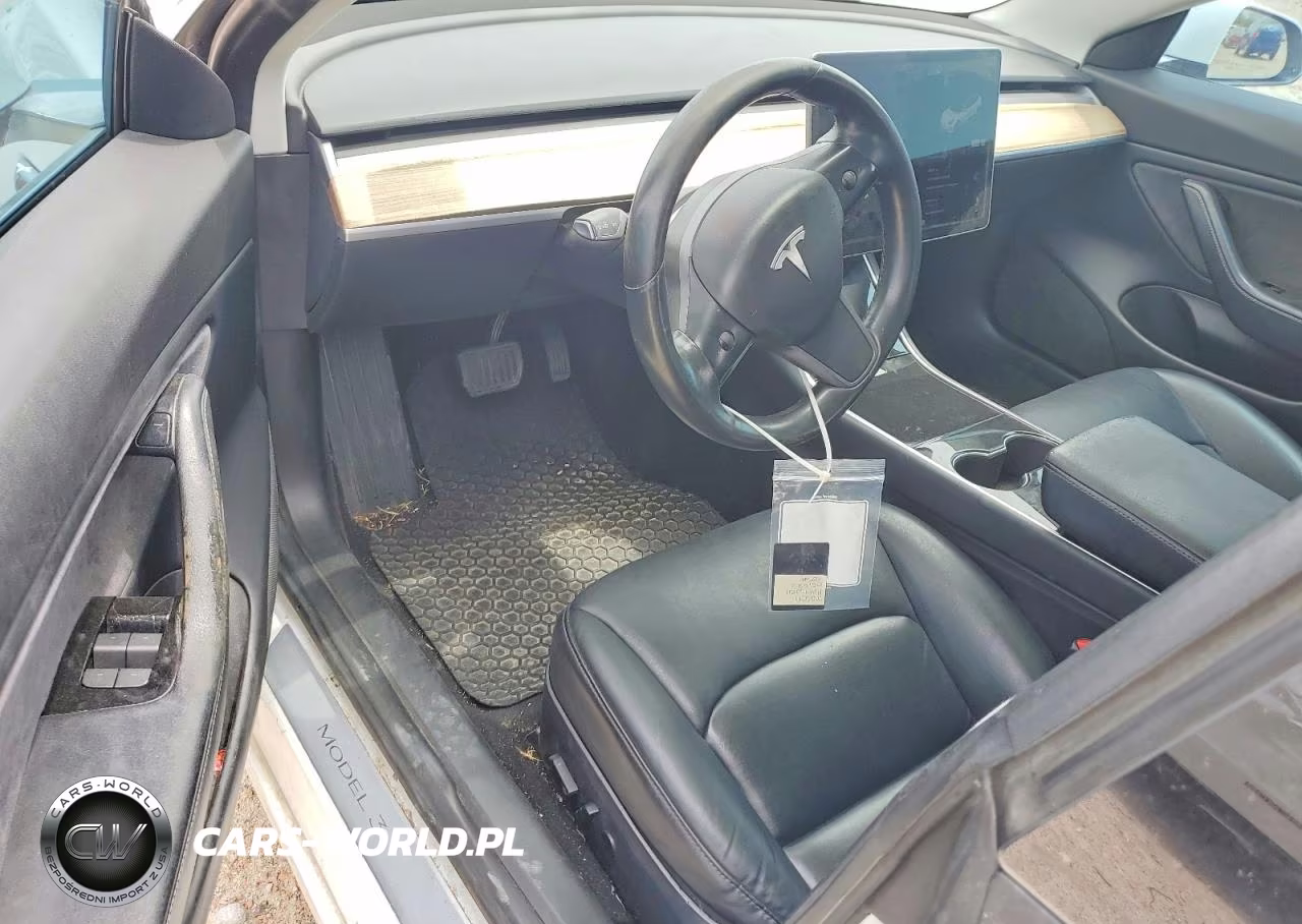 2018 Tesla Model 3 VIN:5YJ3E1EA4JF051932 - 8