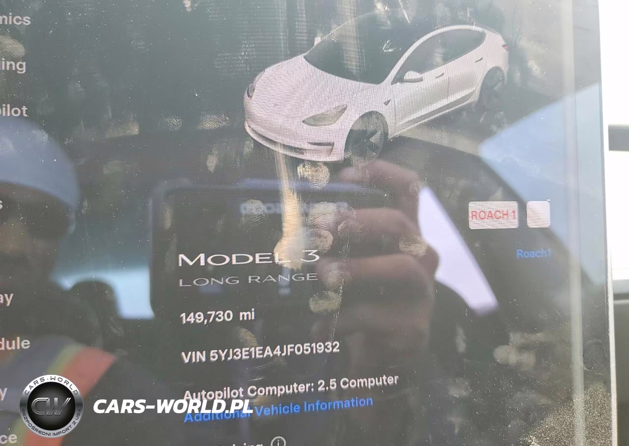 2018 Tesla Model 3 VIN:5YJ3E1EA4JF051932 - 9