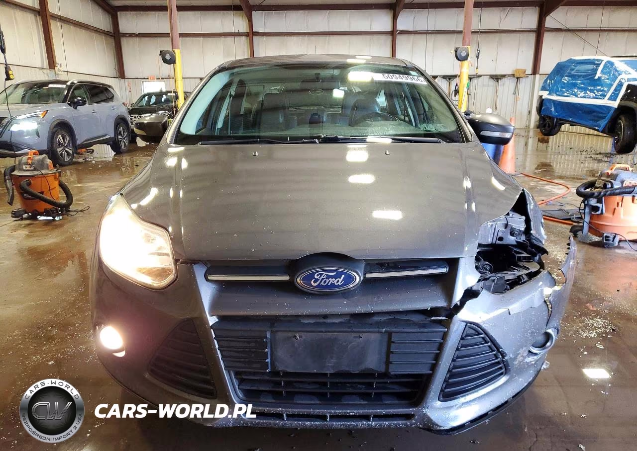 2014 Ford Focus Se VIN:1FADP3K24EL204356 - 5