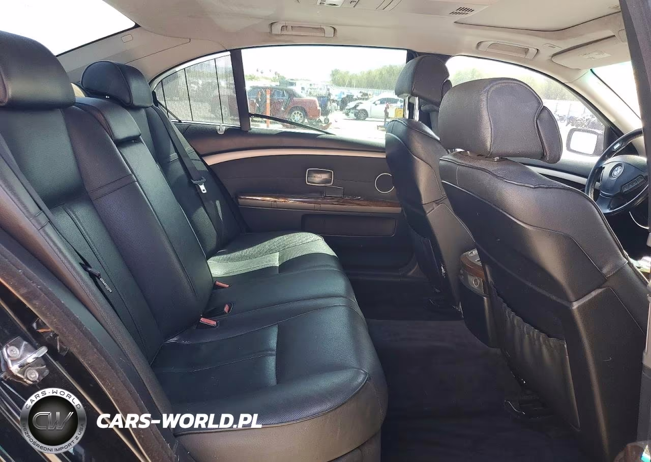 2006 BMW 750 Li VIN:WBAHN83576DT35281 - 10