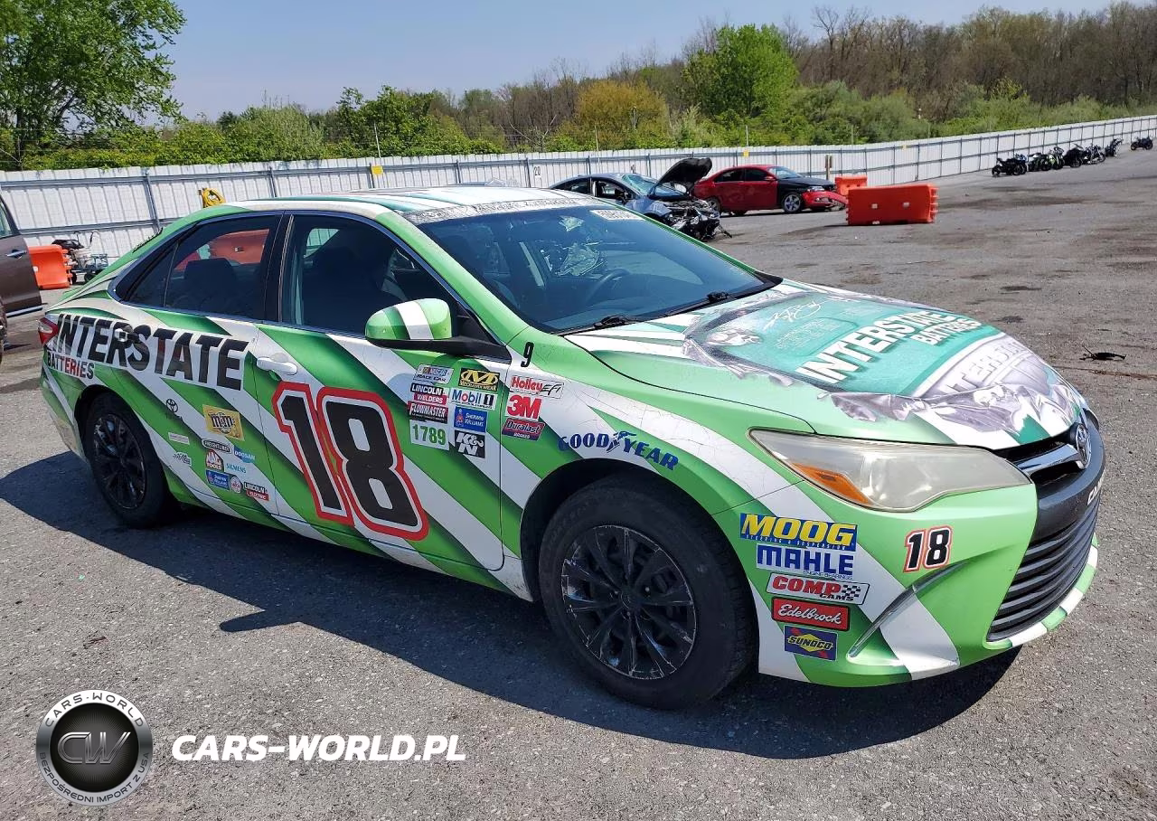 2016 Toyota Camry Le VIN:4T1BF1FK2GU183910 - 4