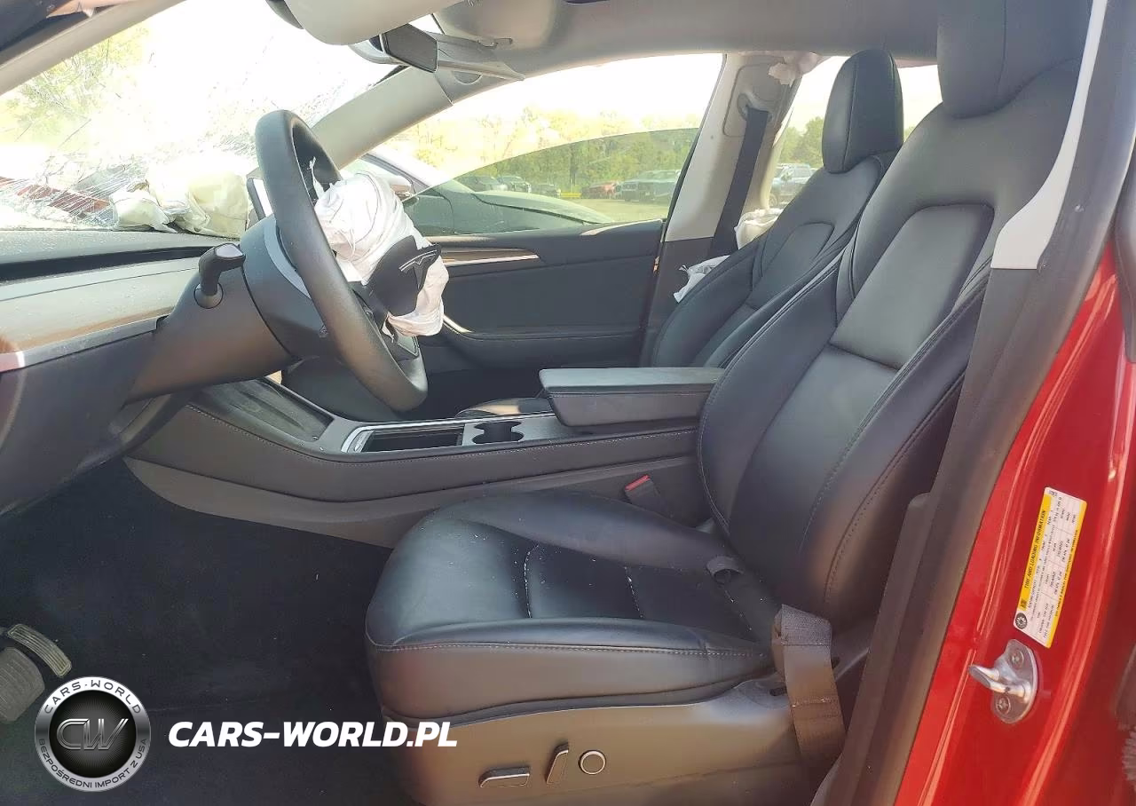 2023 Tesla Model Y VIN:7SAYGDEE1PF672870 - 7