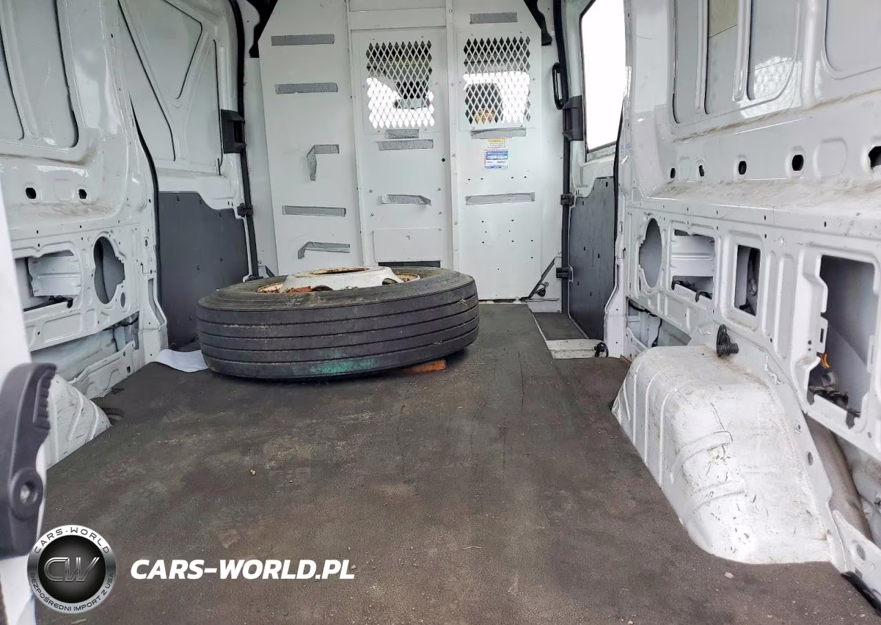 2018 Ford Transit 250 Delivery Van VIN:1FTYR2DG2JKA77440 - 10