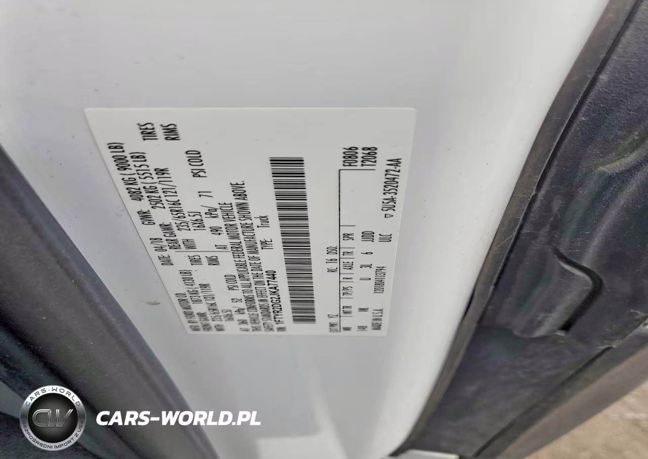 2018 Ford Transit 250 Delivery Van VIN:1FTYR2DG2JKA77440 - 14