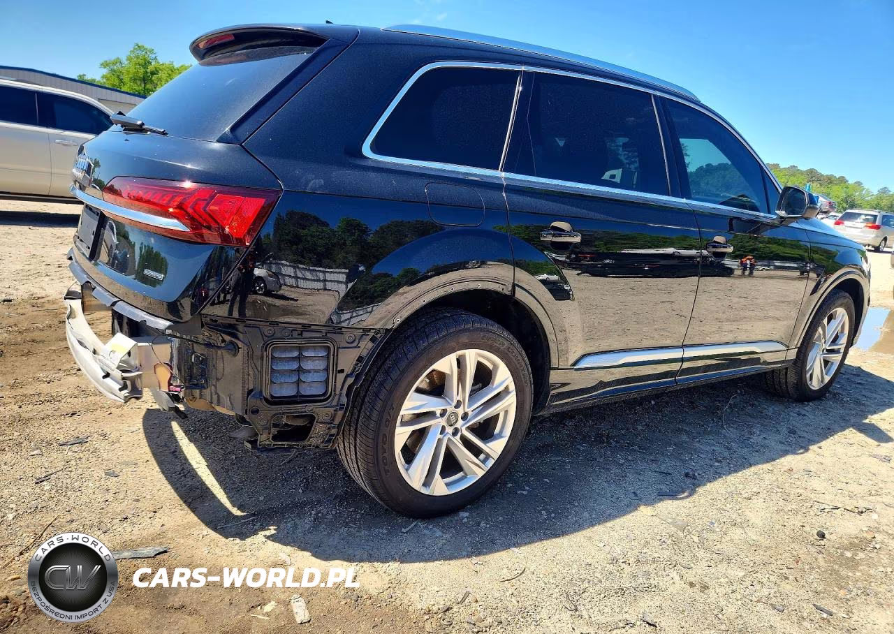 2023 Audi Q7 Premium VIN:WA1AXBF70PD001680 - 3