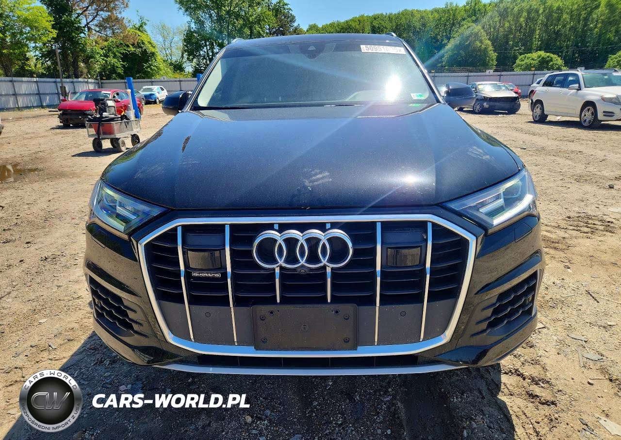 2023 Audi Q7 Premium VIN:WA1AXBF70PD001680 - 5