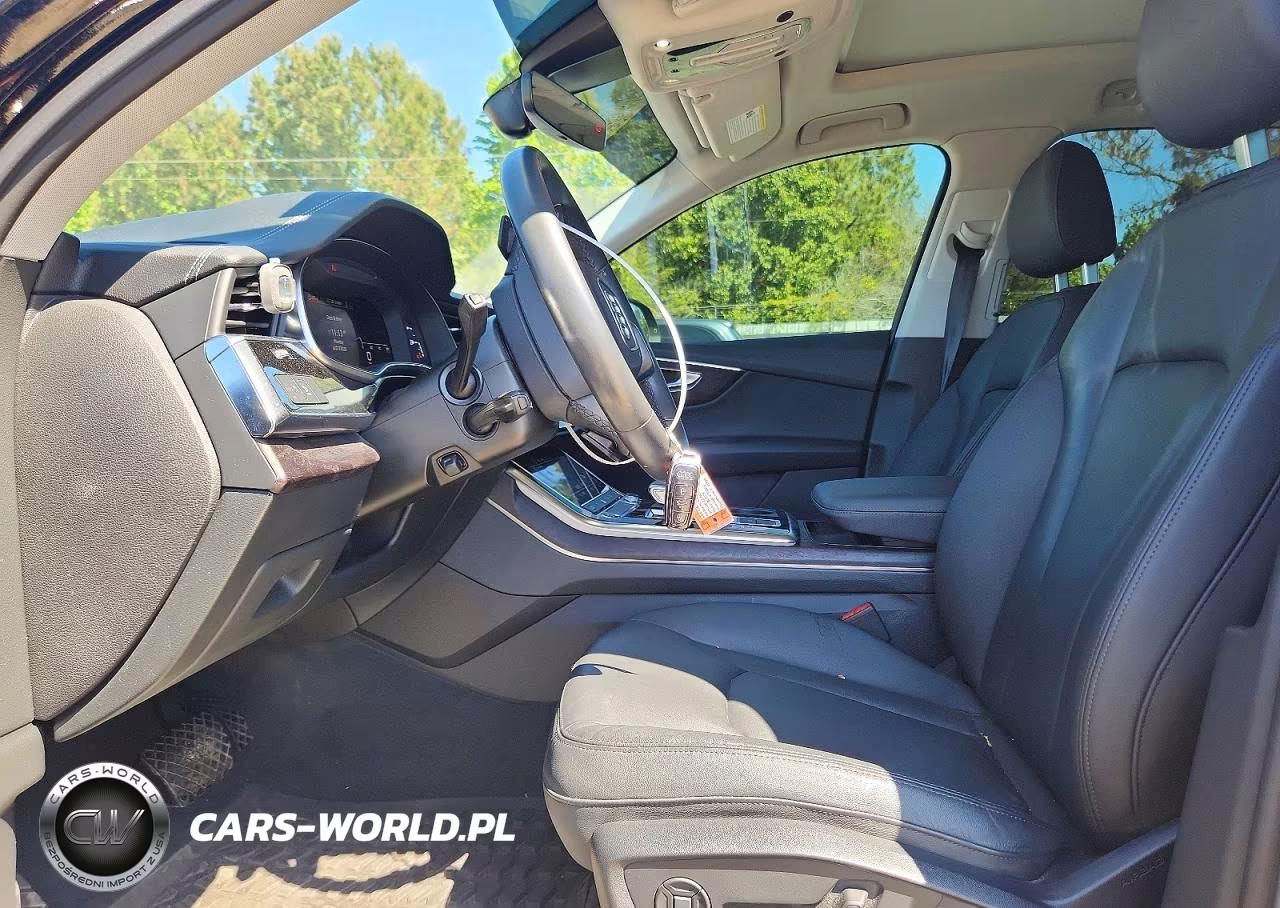 2023 Audi Q7 Premium VIN:WA1AXBF70PD001680 - 7