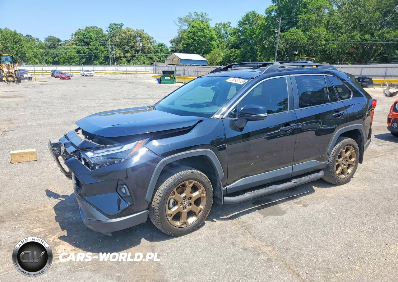 2023 Toyota Rav4 Woodland Edition – zdjęcie 1 z 13