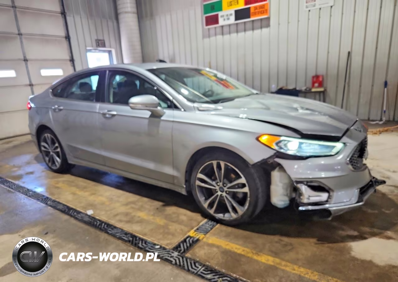 2020 Ford Fusion Titanium VIN:3FA6P0D91LR193283 - 4