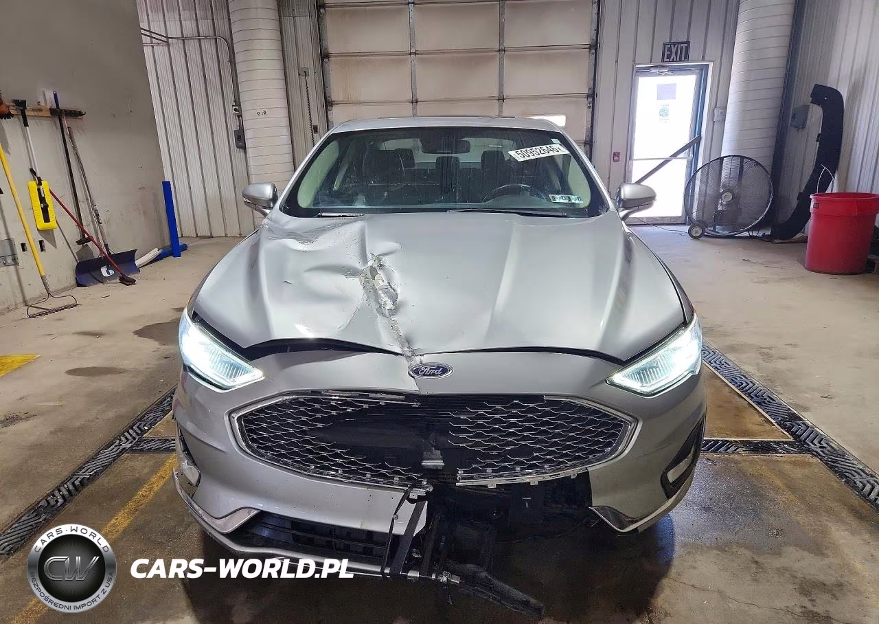 2020 Ford Fusion Titanium VIN:3FA6P0D91LR193283 - 5