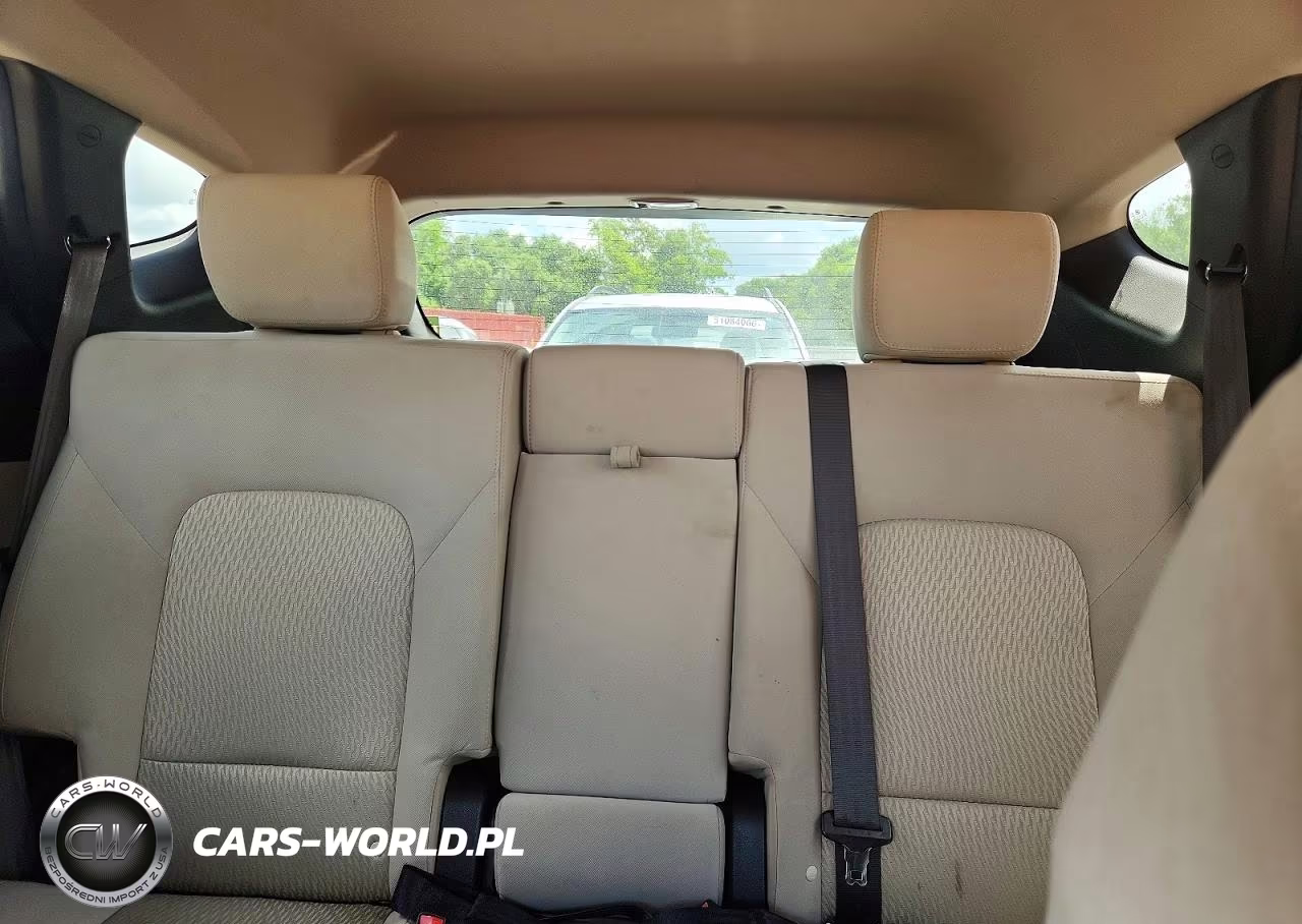 2015 Hyundai Santa Fe Sport 2.4L VIN:5XYZT3LB1FG235197 - 10