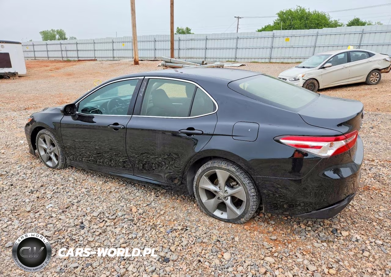 2018 Toyota Camry Le VIN:JTNB11HK1J3004376 - 2
