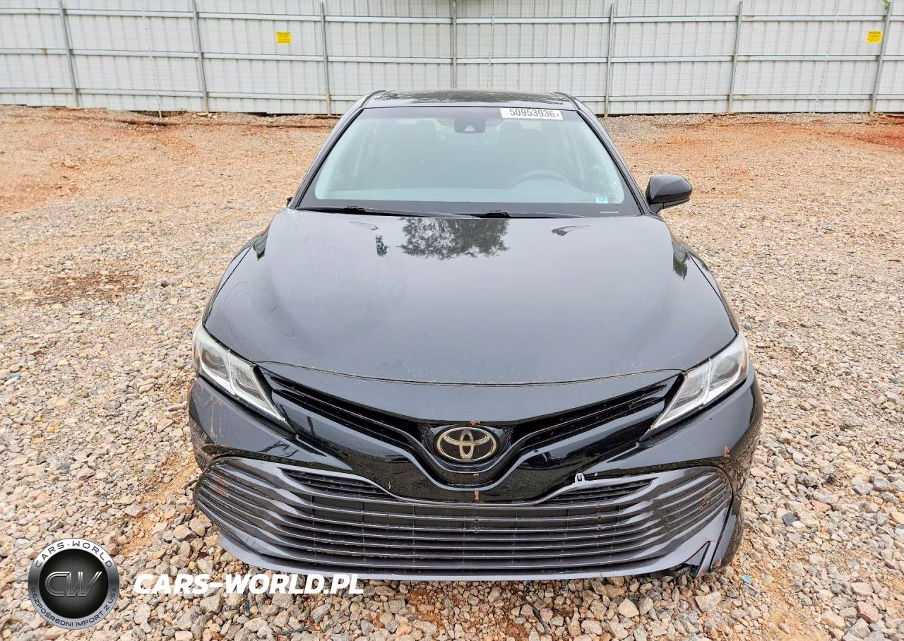 2018 Toyota Camry Le VIN:JTNB11HK1J3004376 - 5