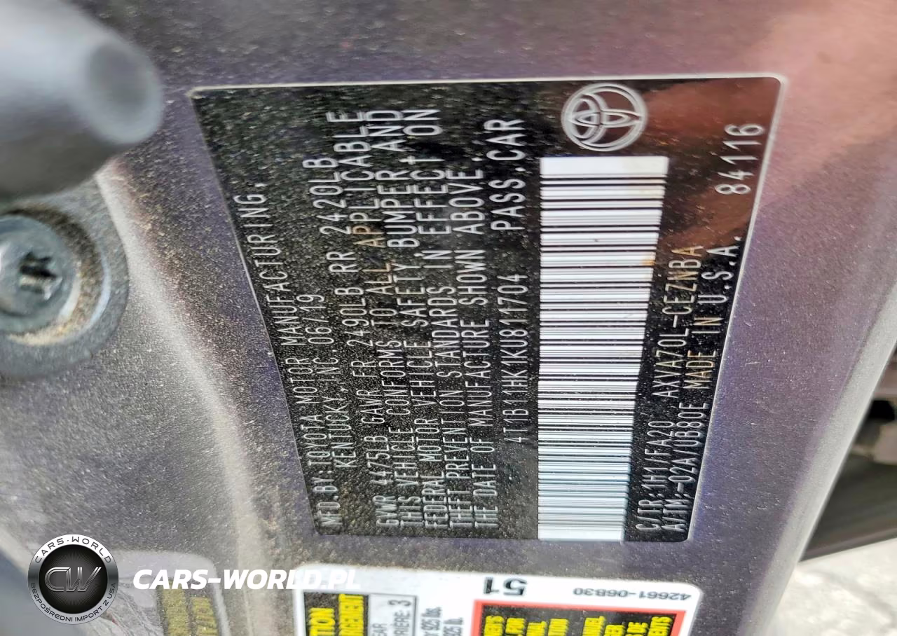 2019 Toyota Camry Le VIN:4T1B11HK1KU811704 - 13