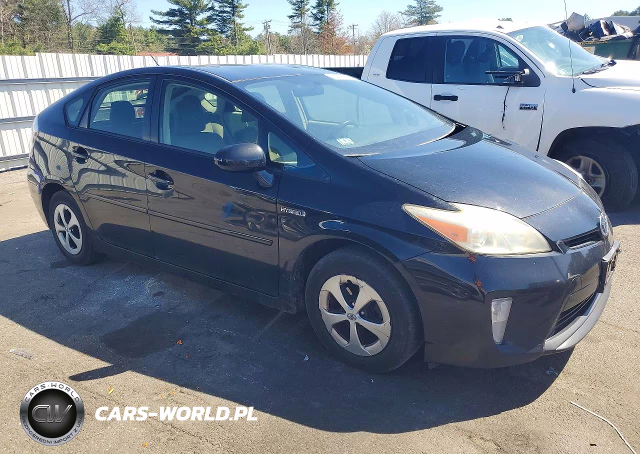 2012 Toyota Prius Two VIN:JTDKN3DU9C5414152 - 4