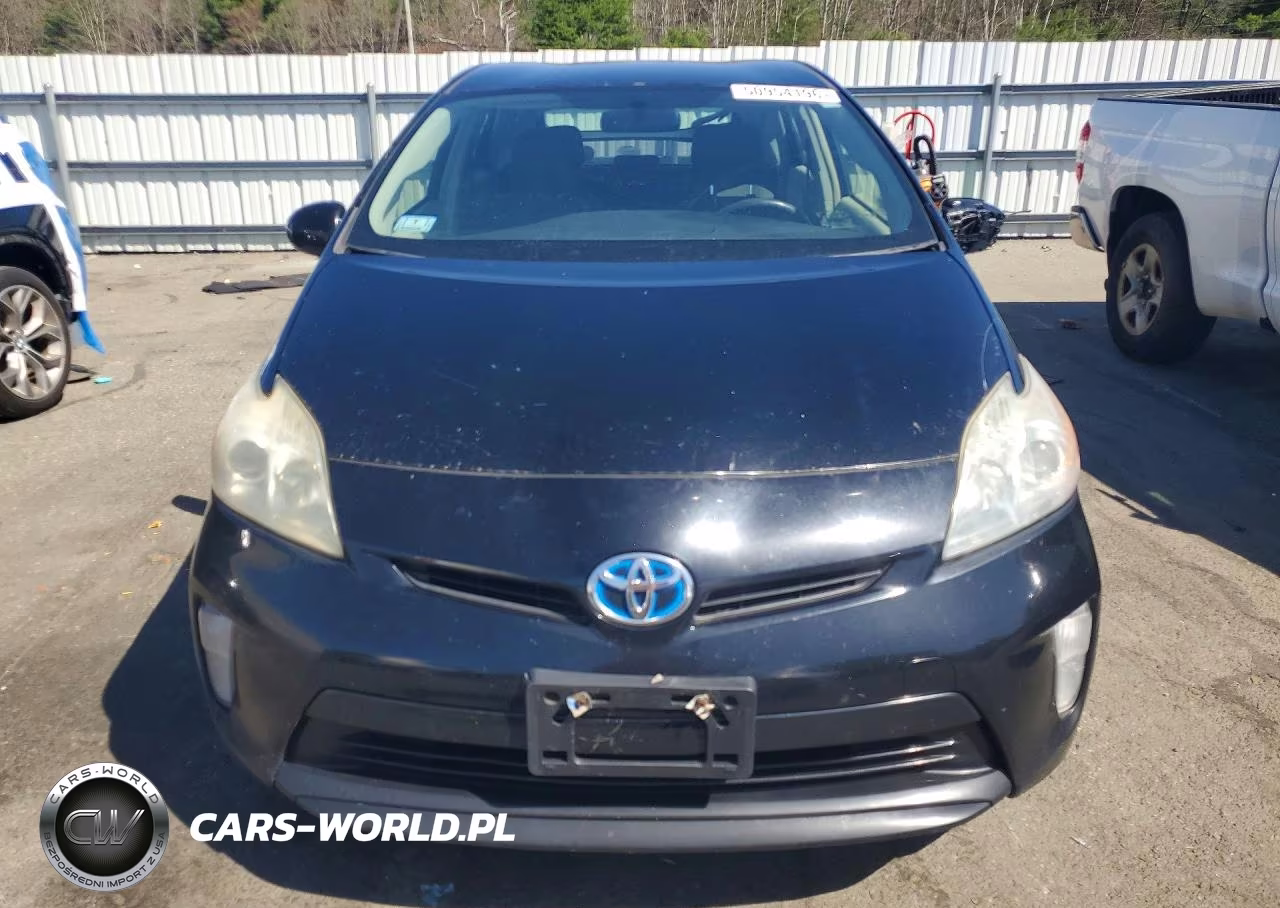 2012 Toyota Prius Two VIN:JTDKN3DU9C5414152 - 5