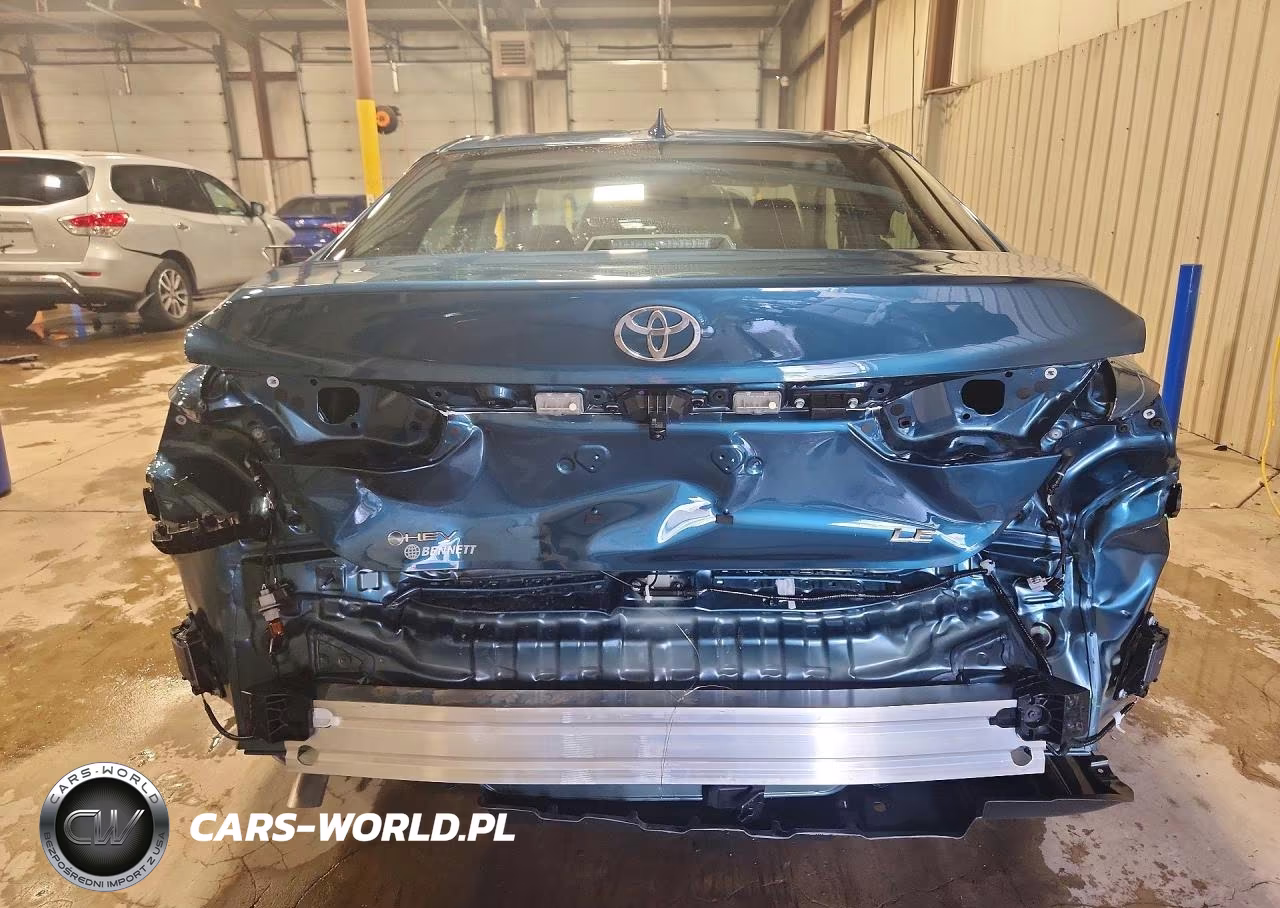 2026 Toyota Camry Le VIN:4T1DAACK5TU224195 - 6