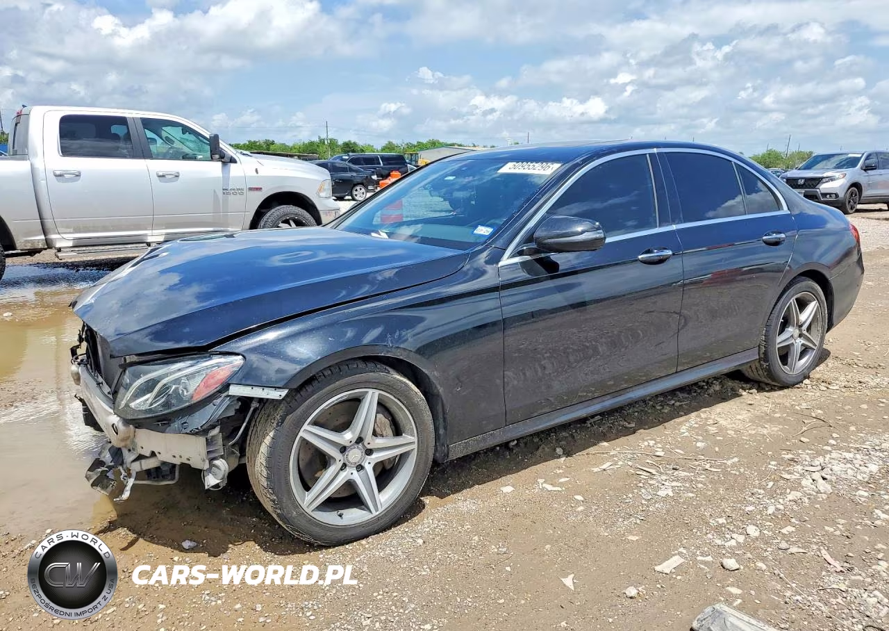 2017 Mercedes-Benz E 300 4Matic