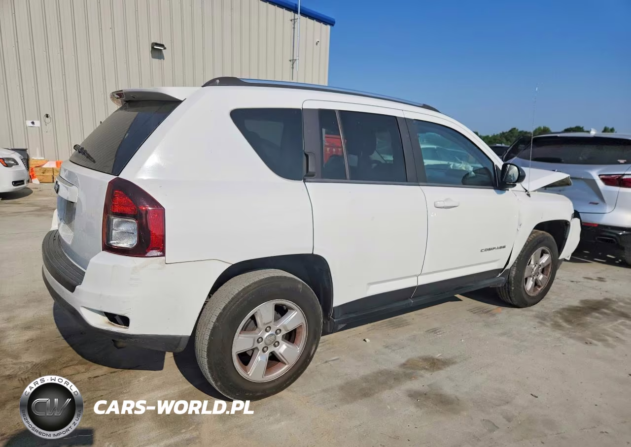 2014 Jeep Compass Sport VIN:1C4NJCBA6ED573611 - 3