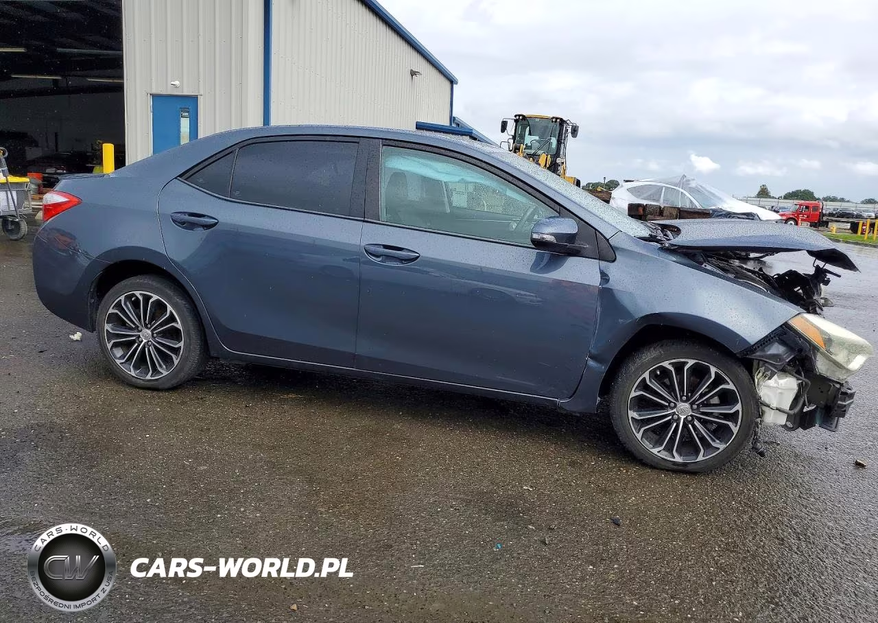 2015 Toyota Corolla S Plus VIN:5YFBURHE5FP269790 - 4