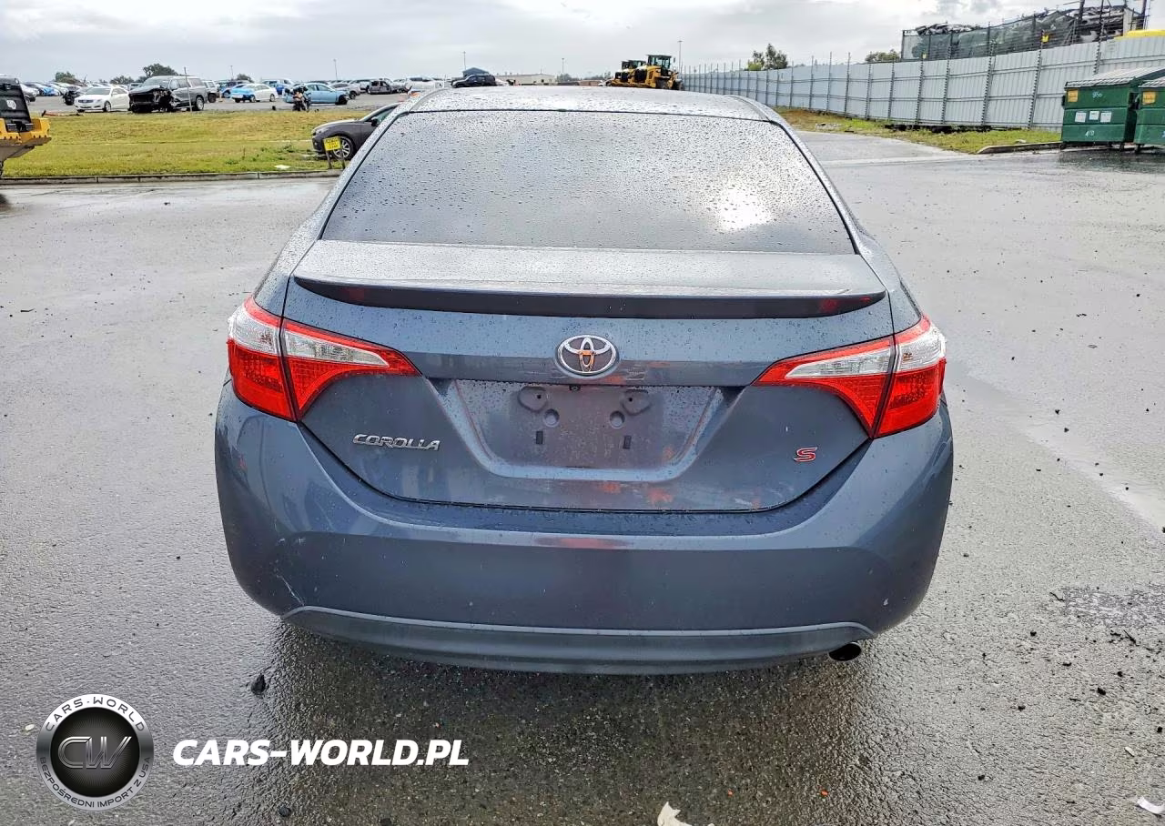 2015 Toyota Corolla S Plus VIN:5YFBURHE5FP269790 - 6