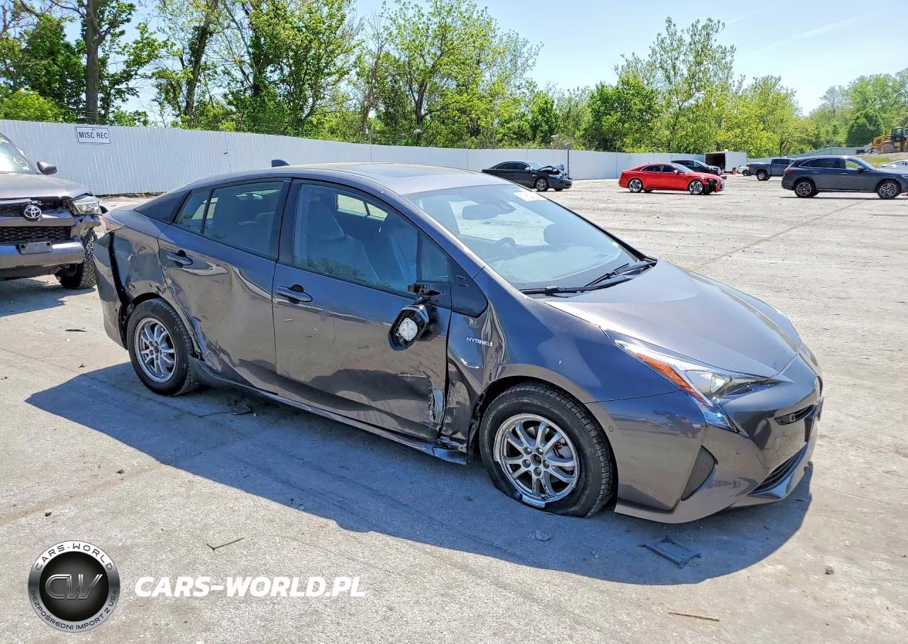 2018 Toyota Prius Four VIN:JTDKARFU7J3553474 - 4