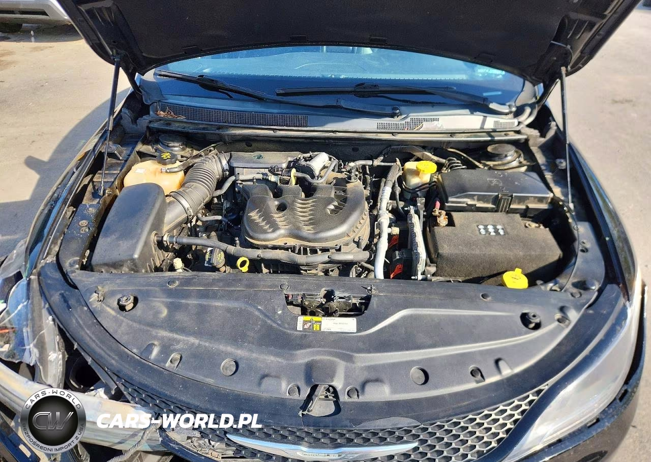 2015 Chrysler 200 S VIN:1C3CCCBG1FN736252 - 11
