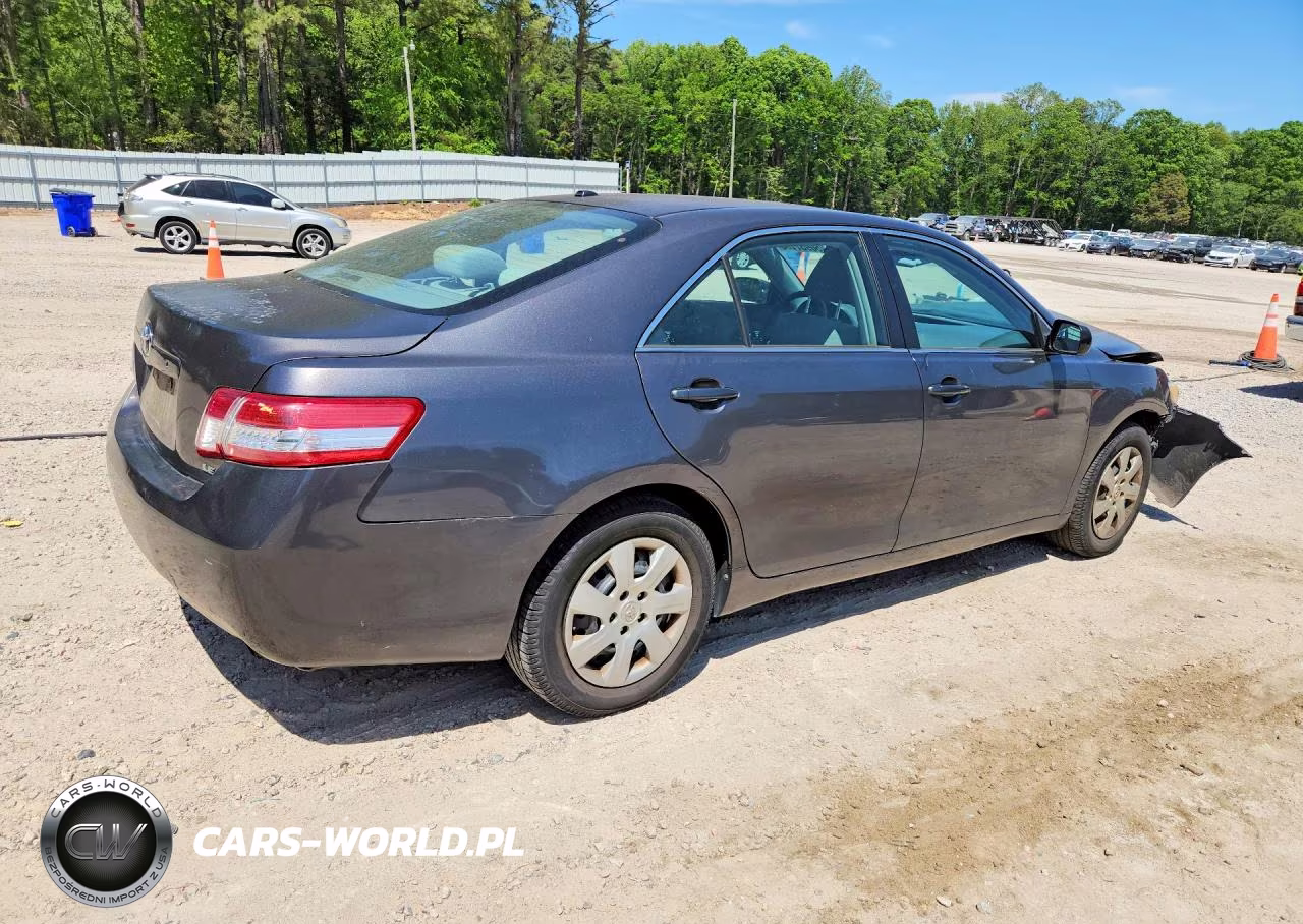 2011 Toyota Camry Le VIN:4T4BF3EKXBR200299 - 3