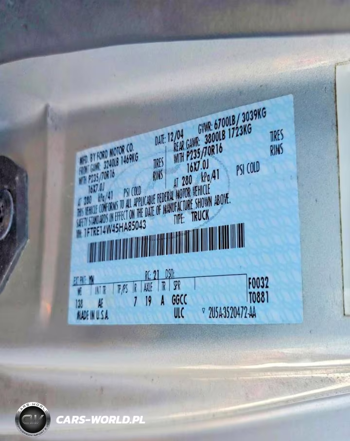 2005 Ford E150 Delivery Van VIN:1FTRE14W45HA85043 - 13