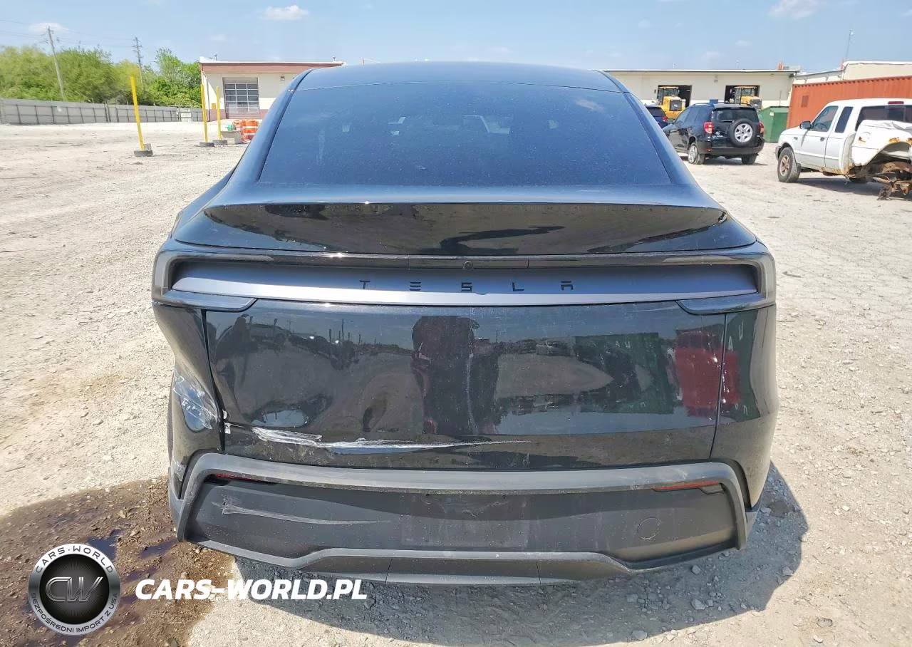 2026 Tesla Model Y VIN:7SAYGDED2TF421843 - 6