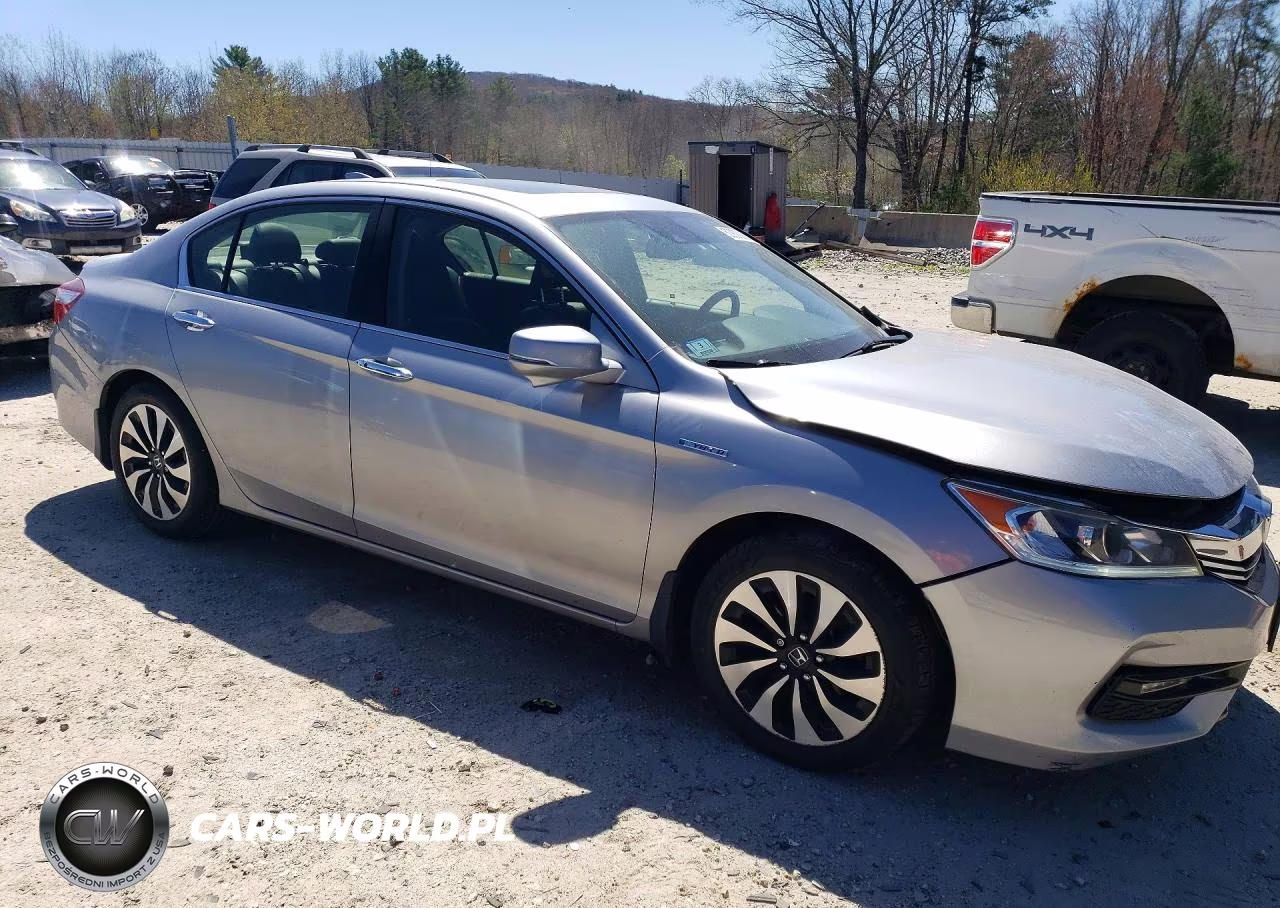 2017 Honda Accord Hybrid Exl VIN:JHMCR6F51HC017973 - 4