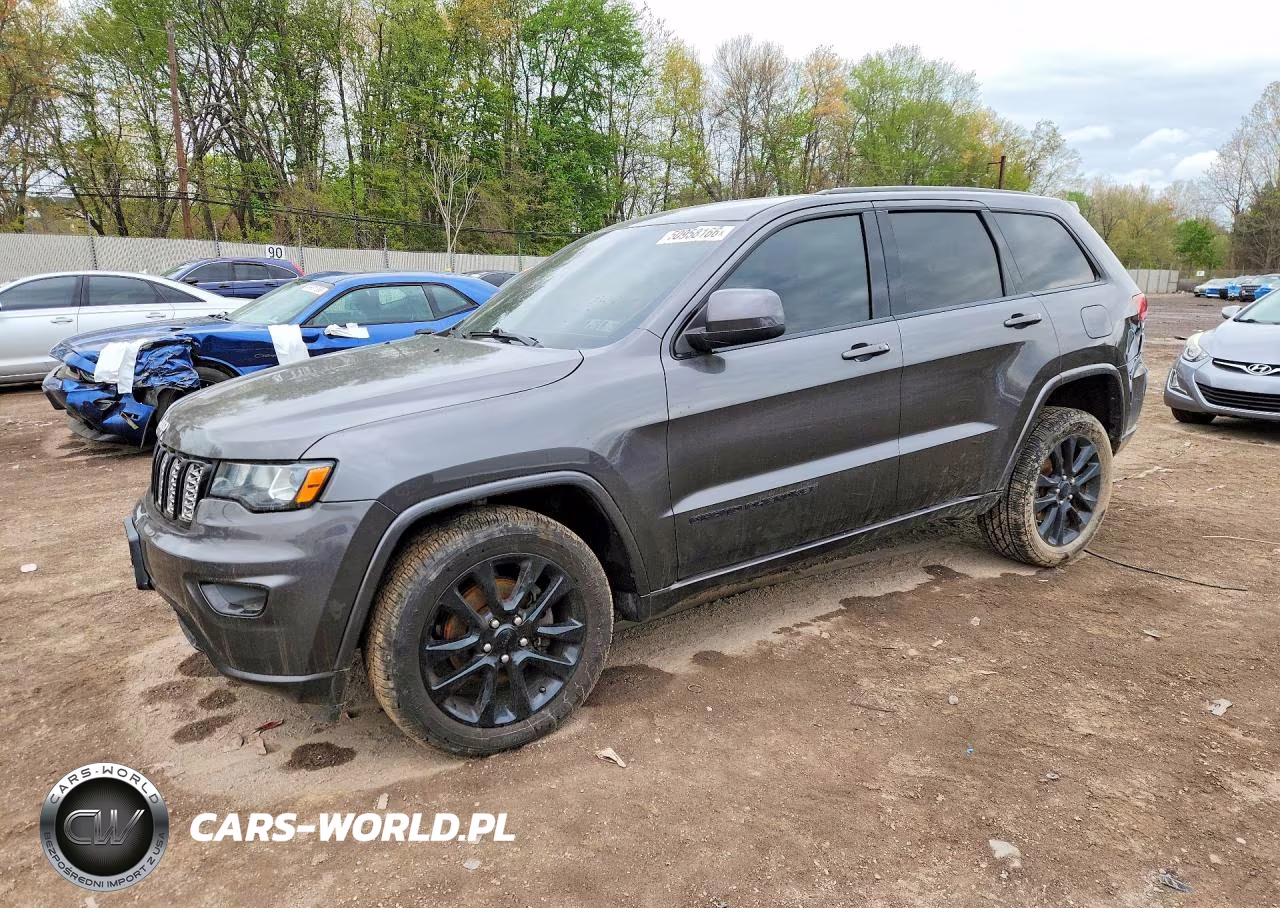 2017 Jeep Grand Cherokee Laredo