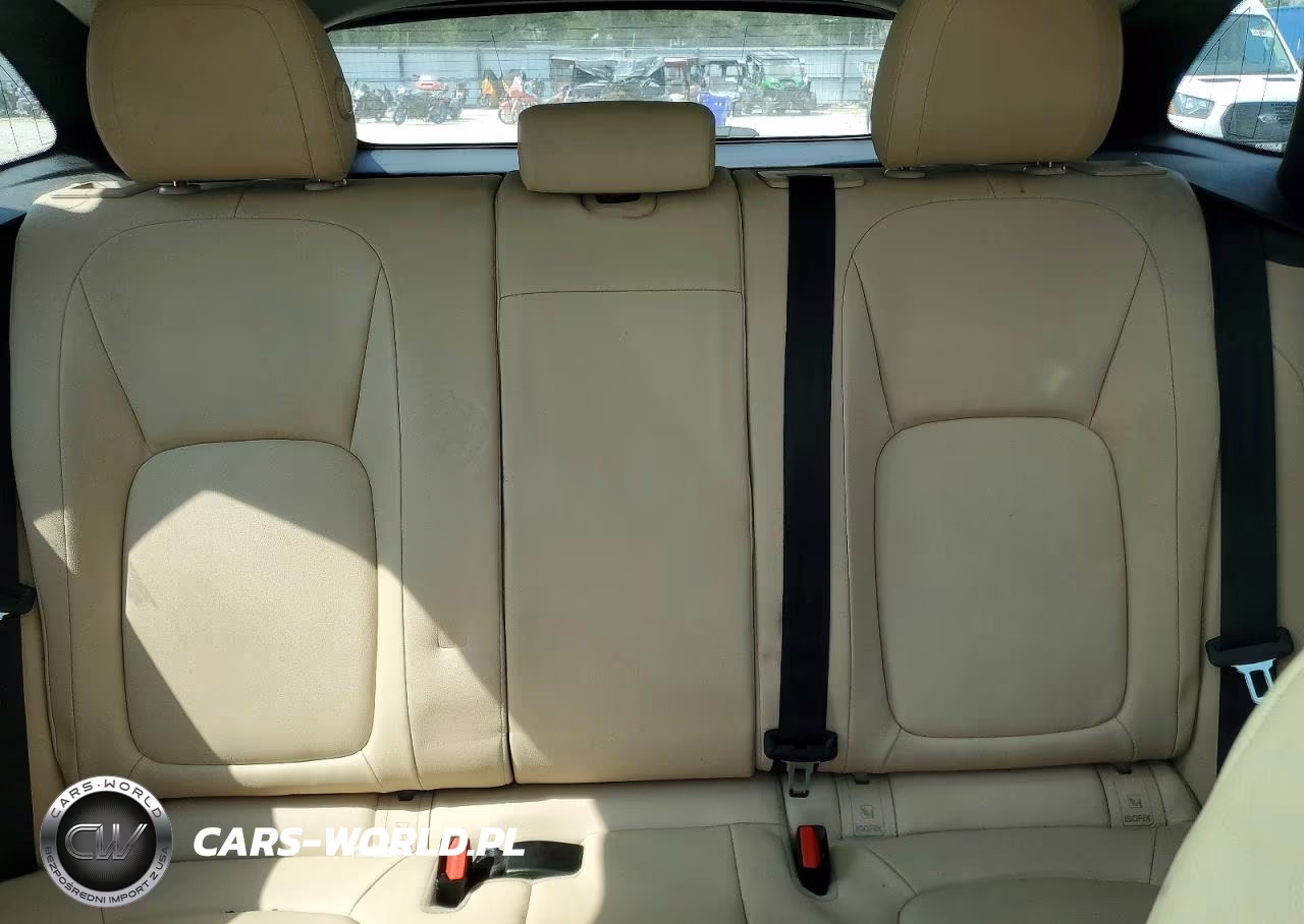 2018 Jaguar F-Pace Premium VIN:SADCJ2FX1JA278660 - 10