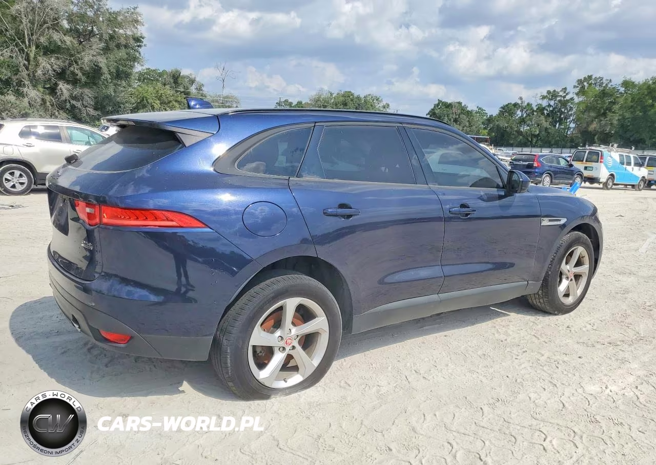 2018 Jaguar F-Pace Premium VIN:SADCJ2FX1JA278660 - 3