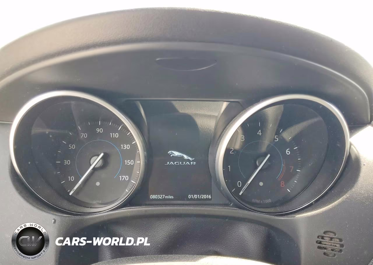 2018 Jaguar F-Pace Premium VIN:SADCJ2FX1JA278660 - 9