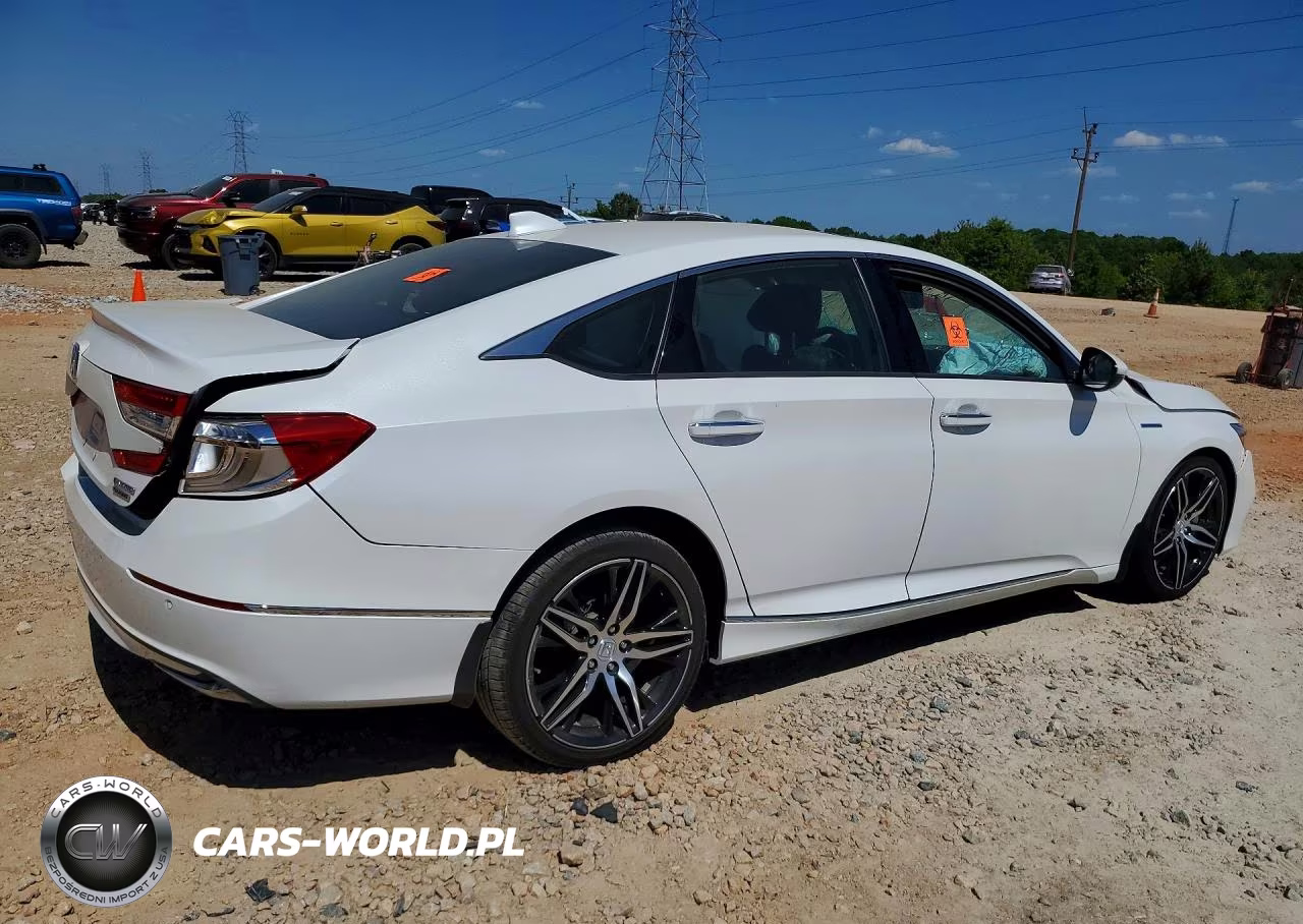 2021 Honda Accord Touring Hybrid VIN:1HGCV3F94MA015754 - 3
