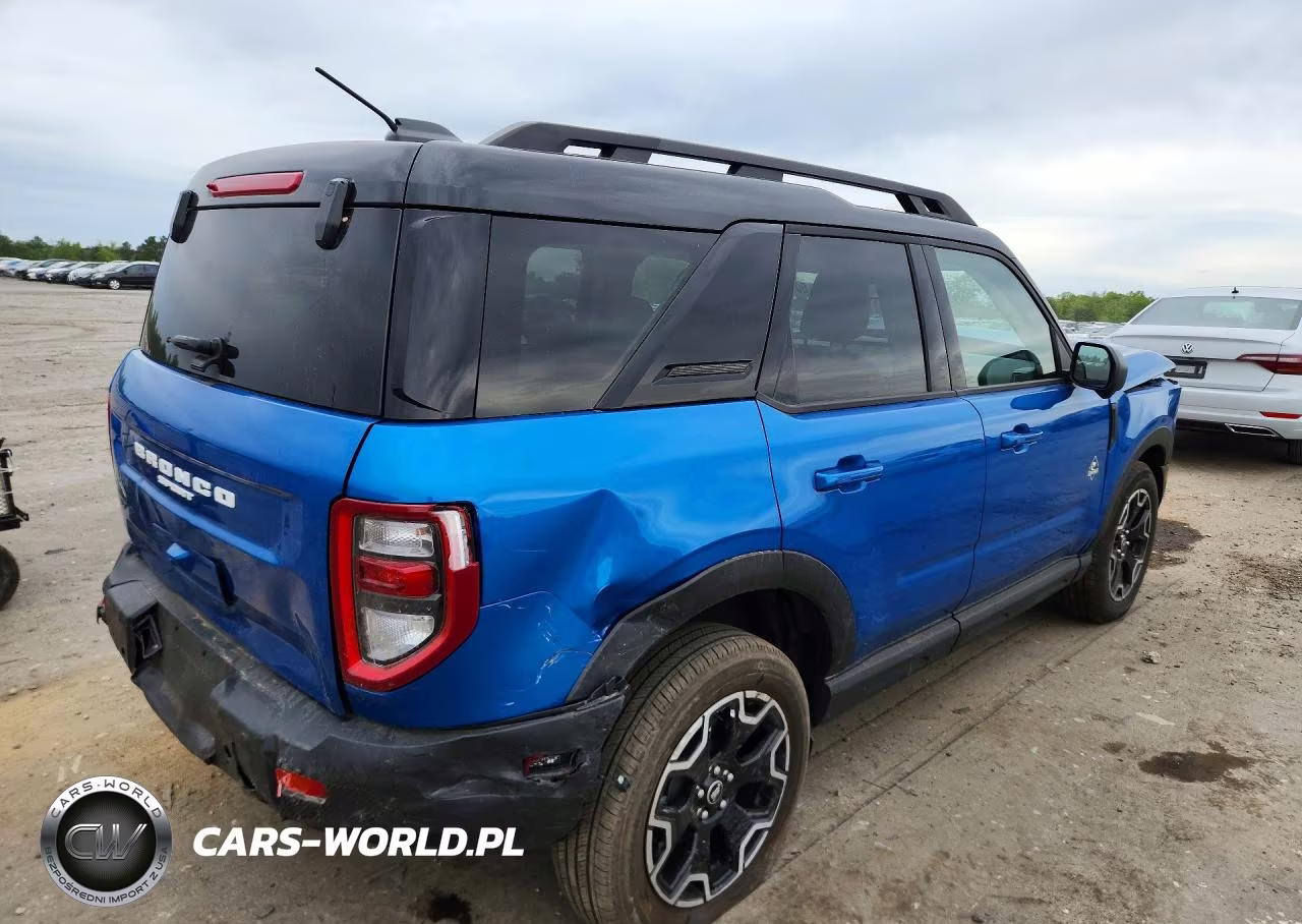 2025 Ford Bronco Sport Outer Banks VIN:3FMCR9CN0SRE57873 - 3