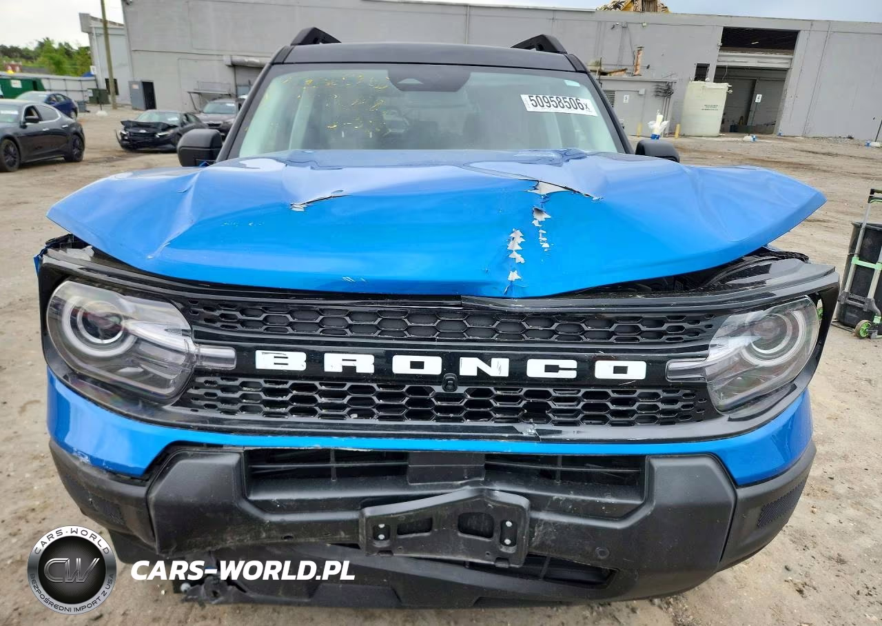 2025 Ford Bronco Sport Outer Banks VIN:3FMCR9CN0SRE57873 - 5
