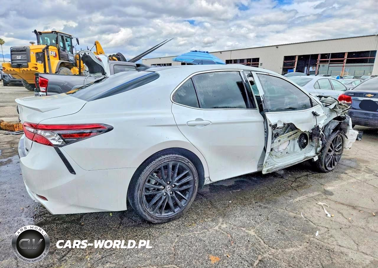 2024 Toyota Camry Xse VIN:4T1K61AK0RU227283 - 3