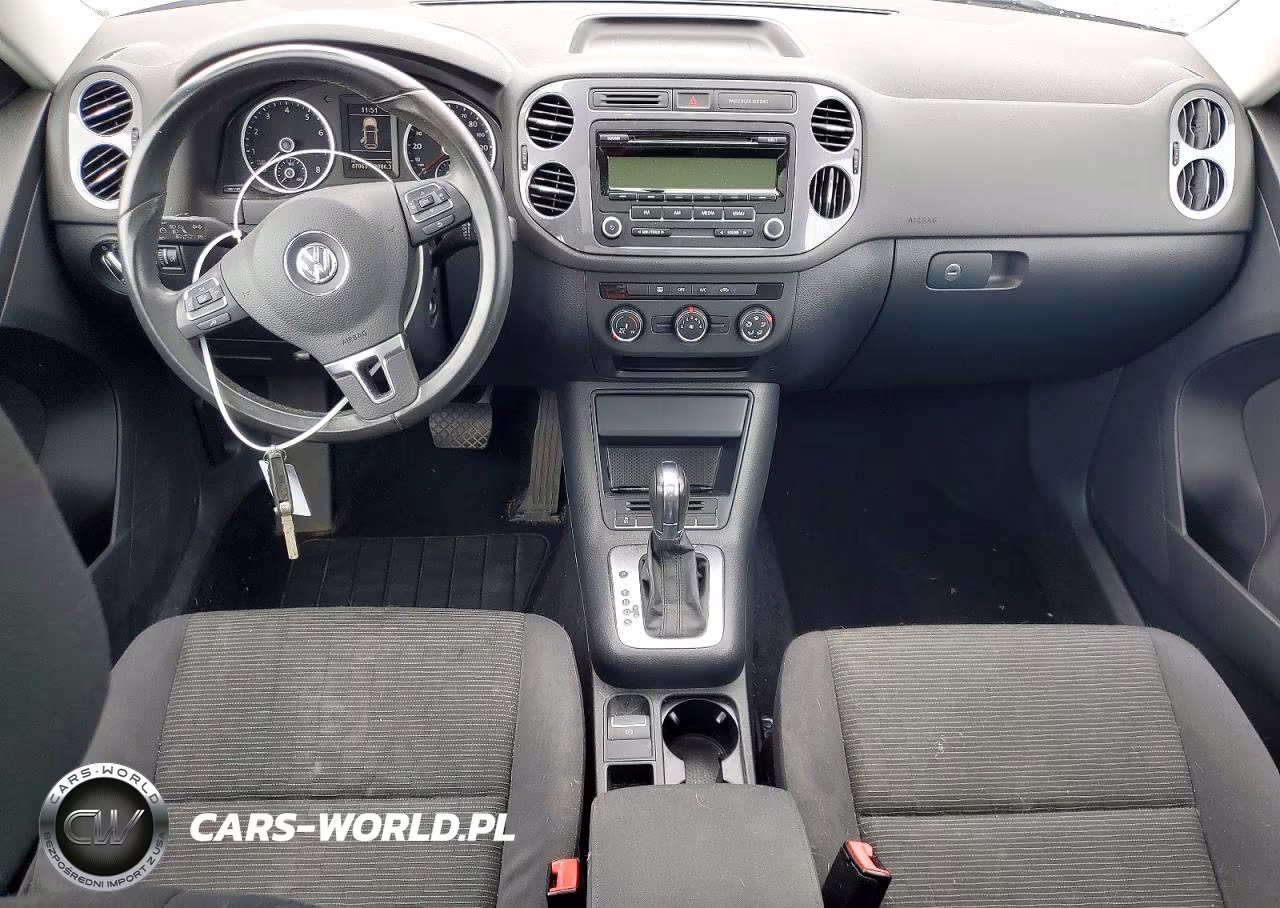 2013 Volkswagen Tiguan S VIN:WVGAV7AX9DW555358 - 8