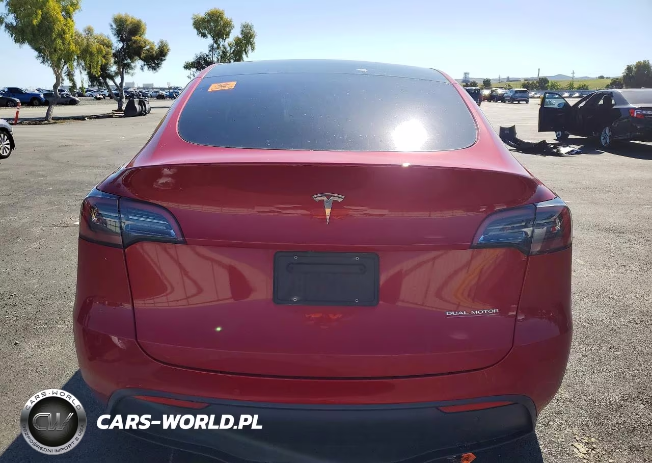 2022 Tesla Model Y VIN:7SAYGDEF0NF448978 - 6