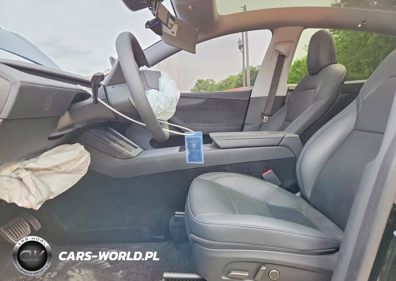 2026 Tesla Model Y VIN:7SAYGDED2TA495633 - 7