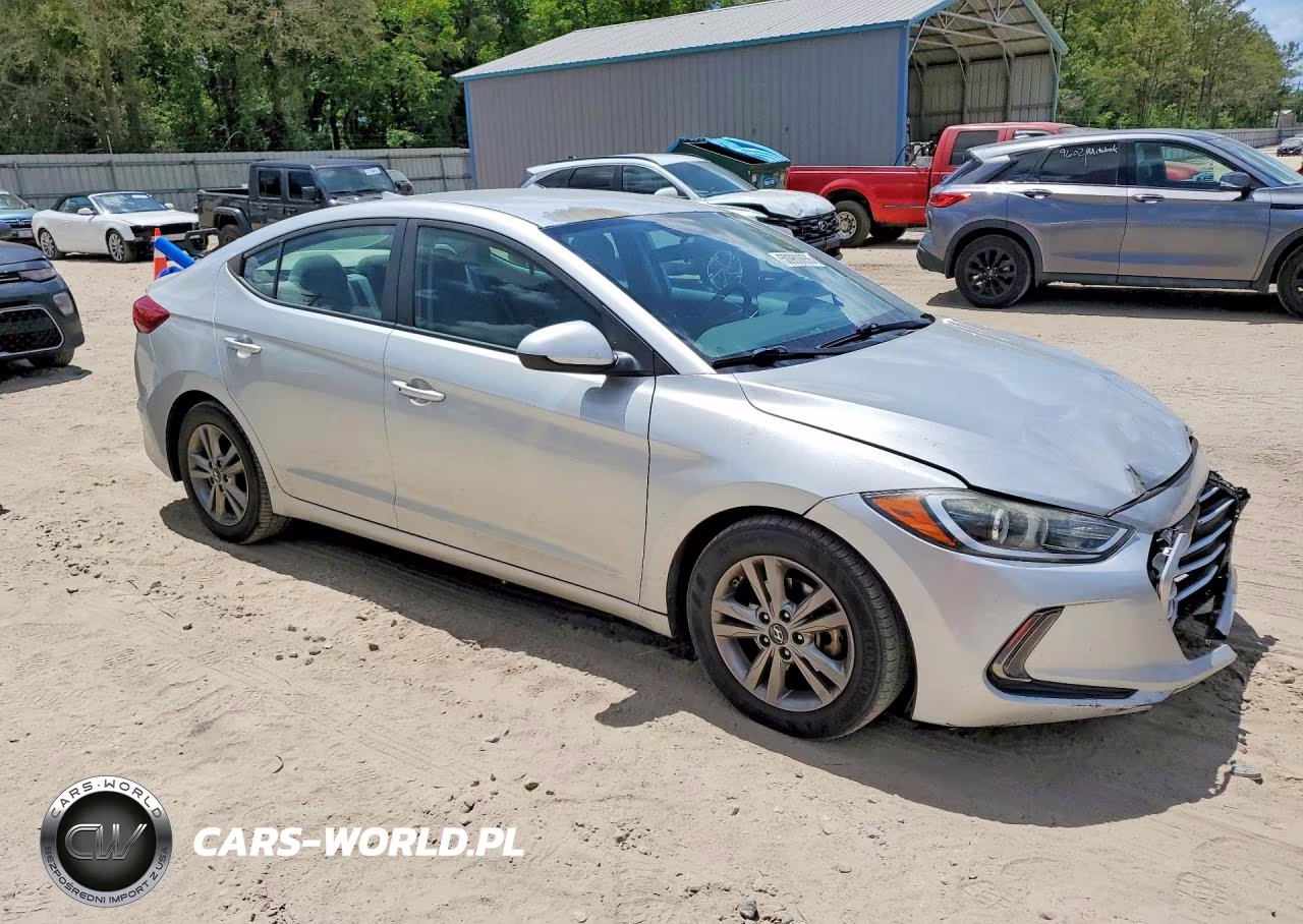 2017 Hyundai Elantra Se VIN:5NPD84LF8HH072483 - 4