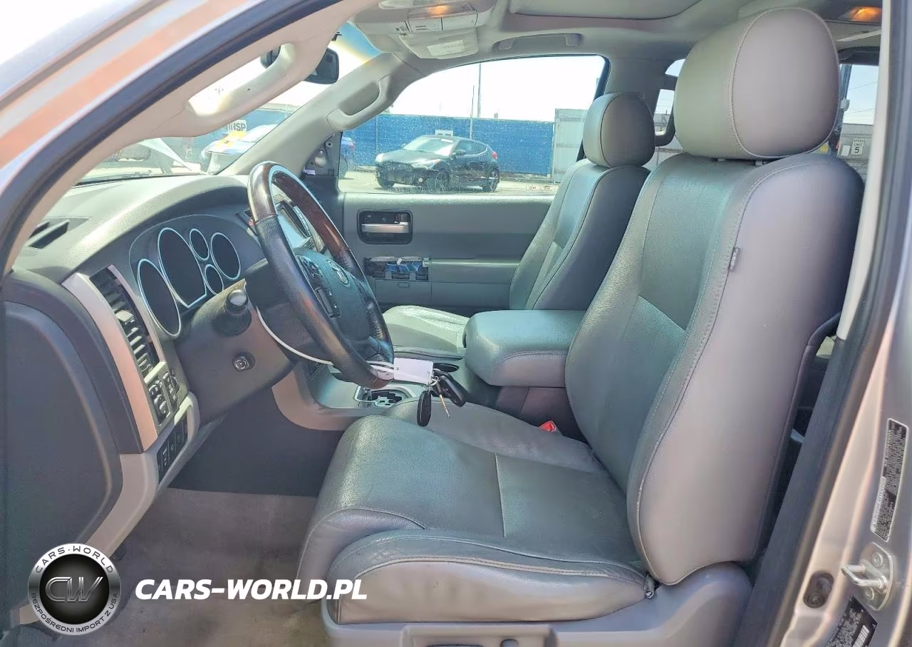 2010 Toyota Sequoia Platinum VIN:5TDDW5G15AS026328 - 7